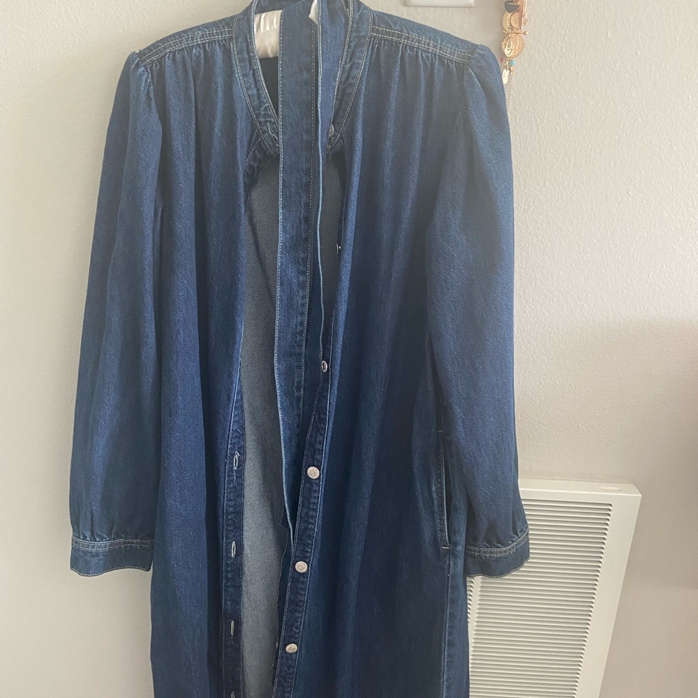 Never worn mango jeans dress . Excellent condition.
